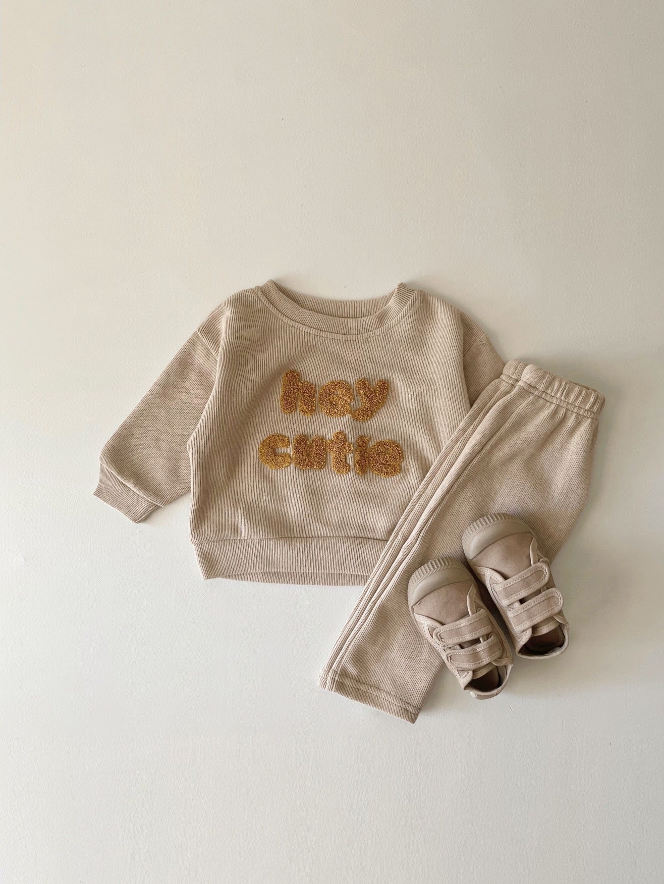 Spring and Autumn Newborn Alphabet Embroidery Baby Long Sleeve Two-Piece Suit